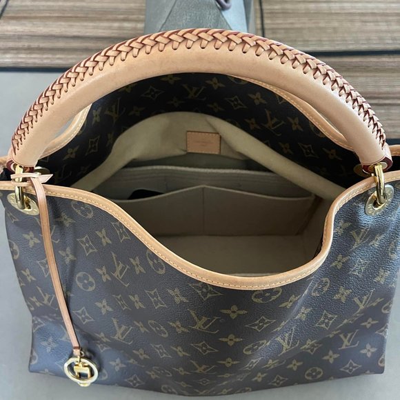 LOUIS VUITTON ARTSY MONOGRAM HANDBAG 2021 - Picture 3 of 15